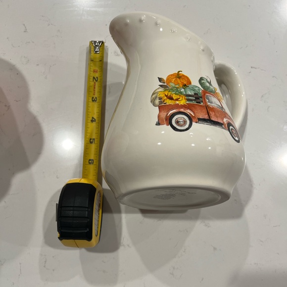 Fall Decor - Picture 3 of 4